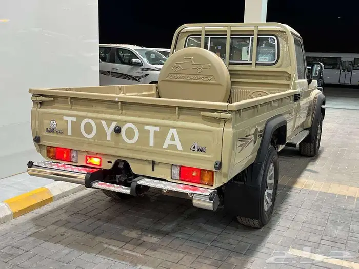 تويوتا شاص رفرف ونش جير اتوماتيك بنزين م 2025 فل كامل 6