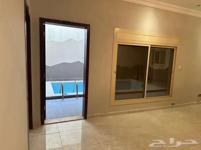 فيلا دوبليكس في حي الشراع 3