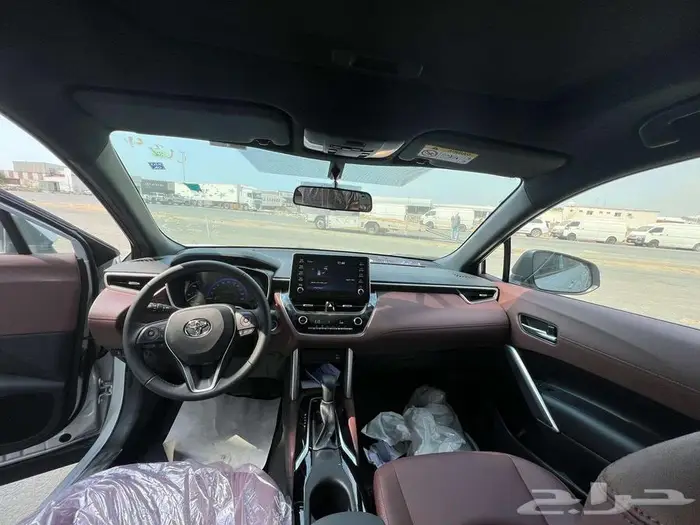 كورولاكروس ليمتد فل كامل 2024 اصفار 7