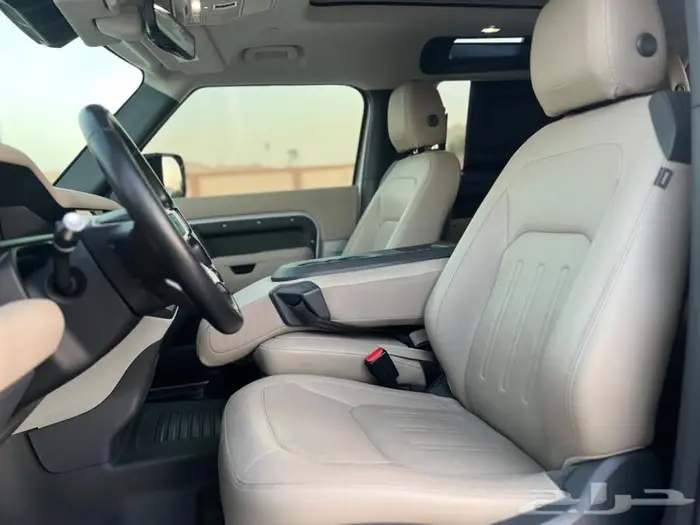 ديفندر 2021 مخزن بحالة الوكالة 90 28