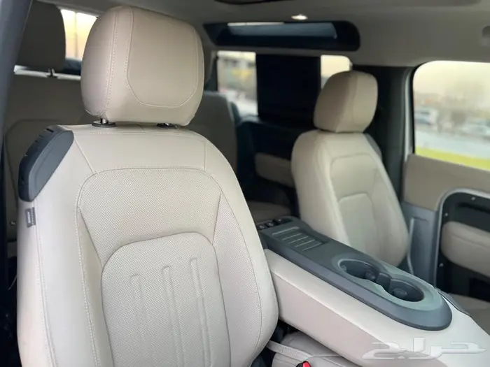 ديفندر 2021 مخزن بحالة الوكالة 90 41