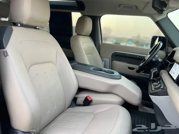 ديفندر 2021 مخزن بحالة الوكالة 90 40