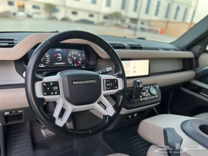 ديفندر 2021 مخزن بحالة الوكالة 90 34