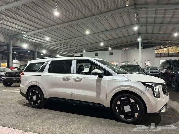 كيا كرنفال نص فل موديل 2026 اقساط او كاش 1