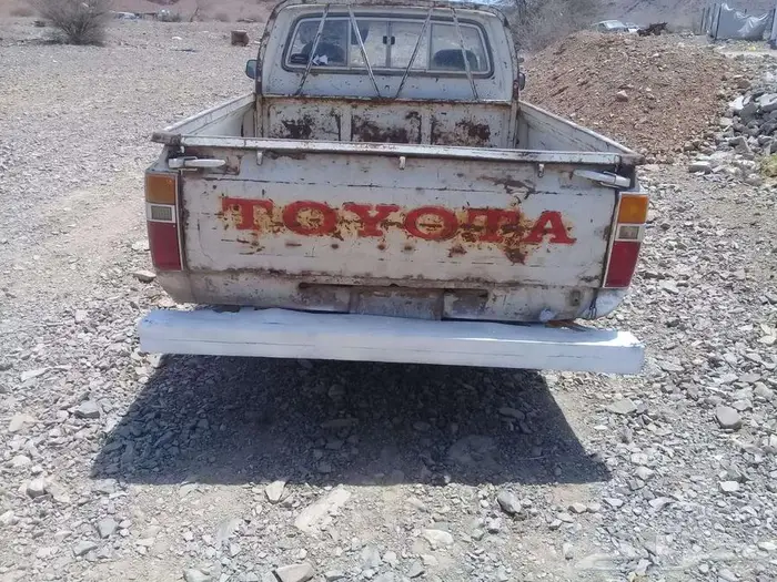 للبيع هلكس 81 4