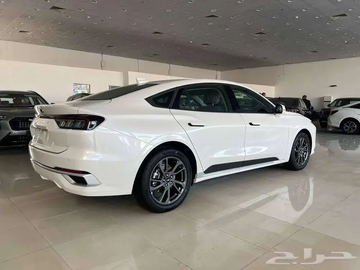 فورد تورس ترند 2.0 بنزين 2026 - متاح اقساط و كاش 3