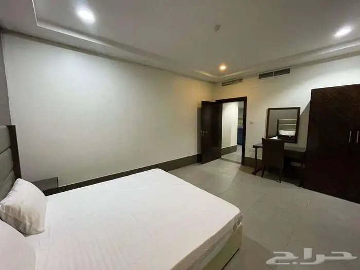 شقة مؤثثة للإيجار الشهري و السنوي في جدة حي الحمراء 1