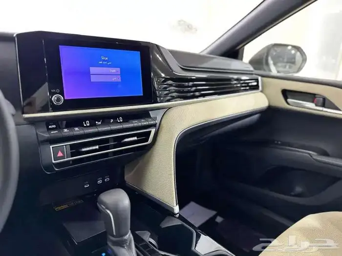 تويوتا كامرى le هايبرد موديل 2025 7