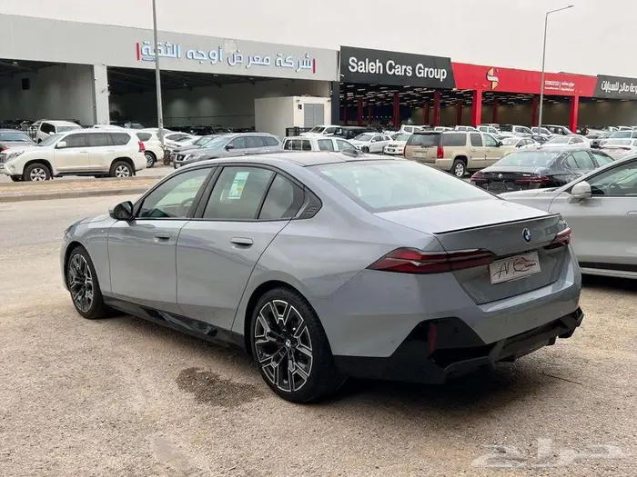 بي ام دبليو الفئه 520I ام كت 2025 استلام فورى 12