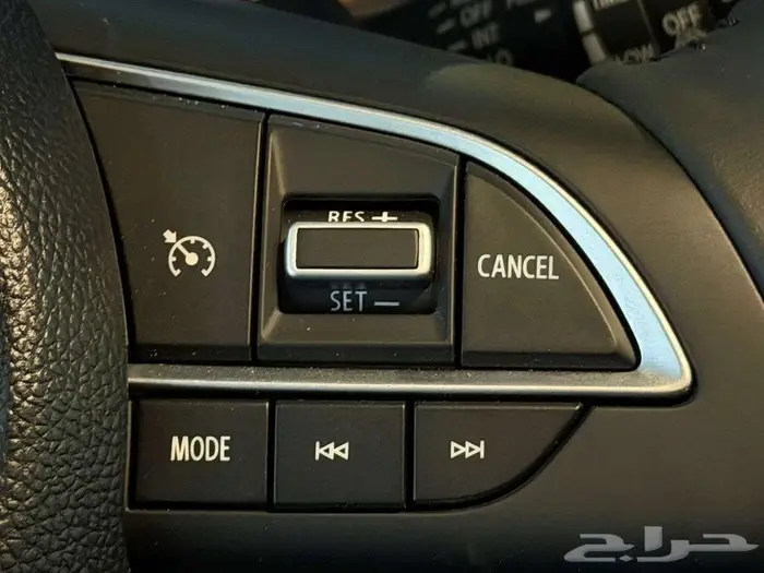 اوربان فل ابيض سقف اسود بنزين 2026 17