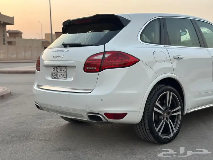 بورش كايين 13 V8 2