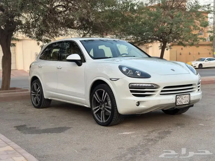 بورش كايين 13 V8 13