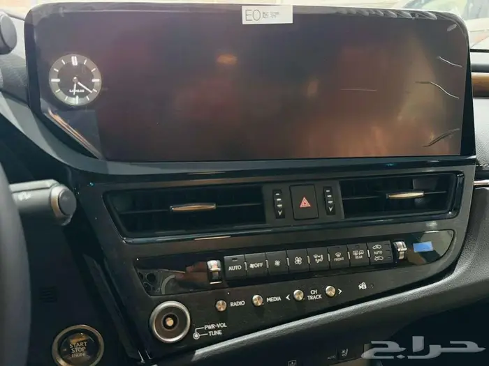 لكزس ES 350 CC بلس 2025 رادار اللون ابيض- اسود - تيتانيوم 32