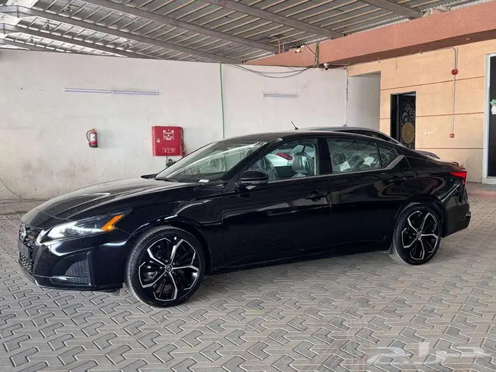 نيسان التيما SR موديل 2023 2