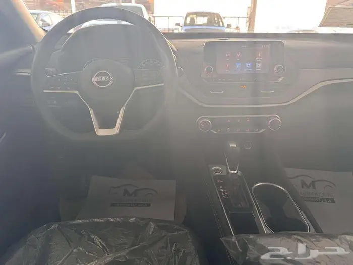 نيسان التيما SR موديل 2023 14