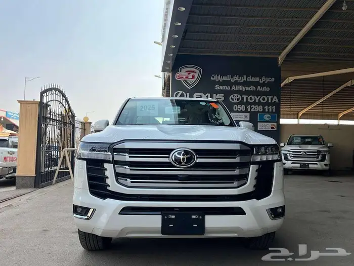 لاندكروزر GXR4 بنزين 2025 0