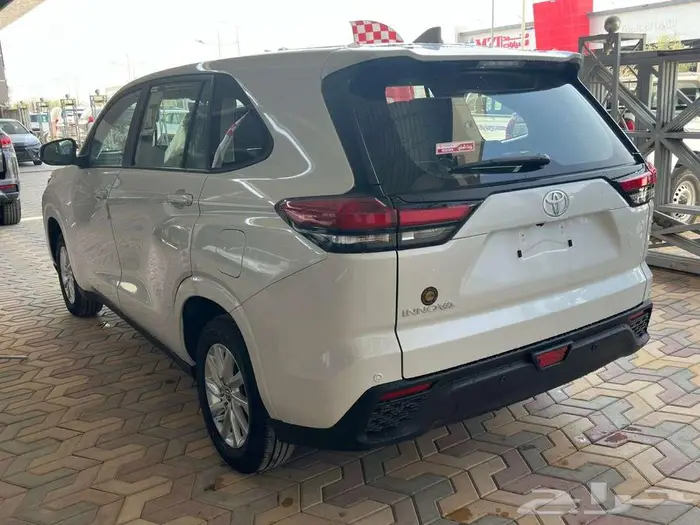 تويوتا انوفا GL 2.0 بنزين 2026 كاش واقساط 3