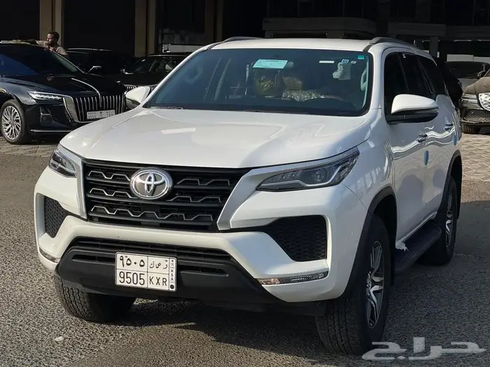 تويوتا فورشنر 2023 دبل مخزن 0