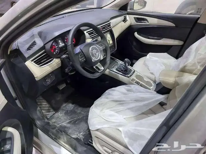 ام جي 5 ستاندر الشكل القديم 2025 6