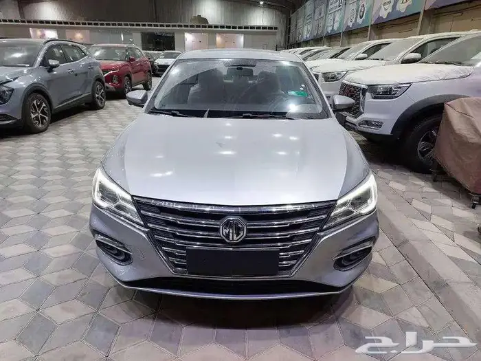 ام جي 5 ستاندر الشكل القديم 2025 1