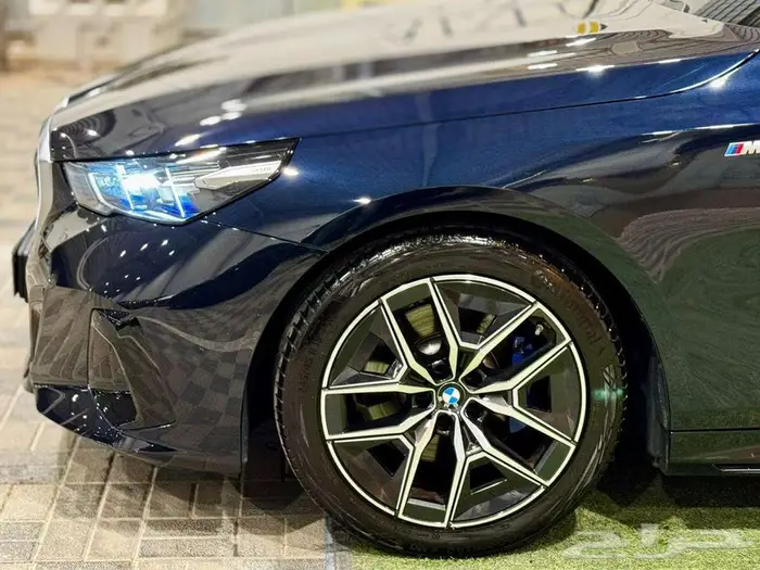 M KIT - BMW 520i 2024(كاش - تمويل جميع البنوك) 11