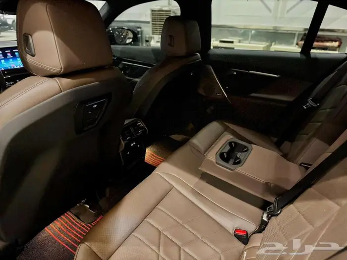 M KIT - BMW 520i 2024(كاش - تمويل جميع البنوك) 29