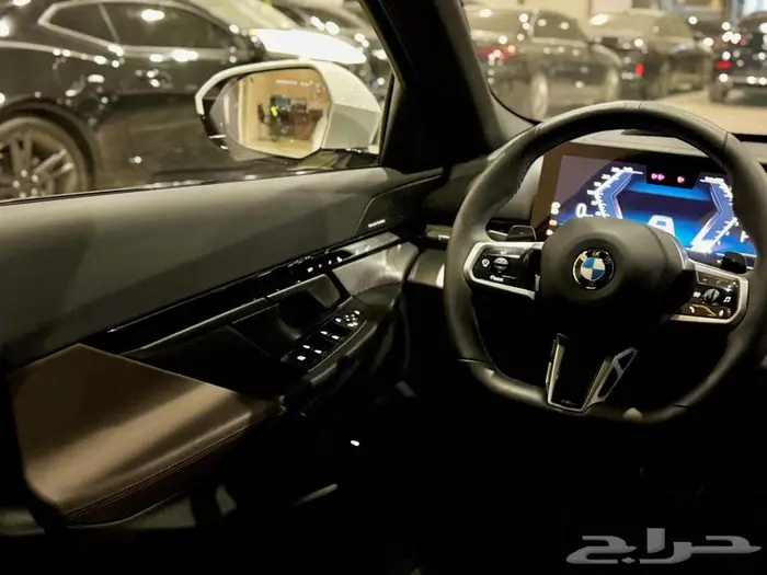 BMW 520 I M KIT 2024 (كاش - تمويل) 19