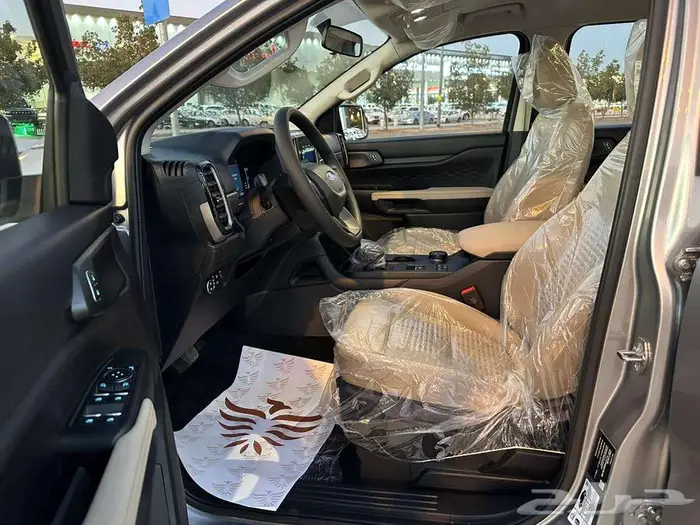 فورد ايفرست موديل 2025 XLT دبل دفع رباعي أصفار 6