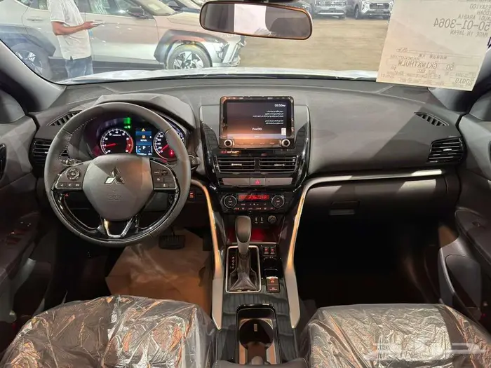 ميتسوبيشي اكليبس كروس نص فل وفل كامل 2025 بسعر مميز 13