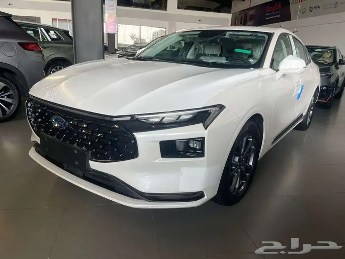 فورد تورس امبينتي 2025 مع صيانة مجاني 1