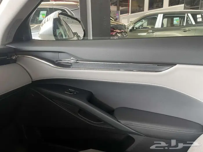 فورد تورس امبينتي 2025 مع صيانة مجاني 15