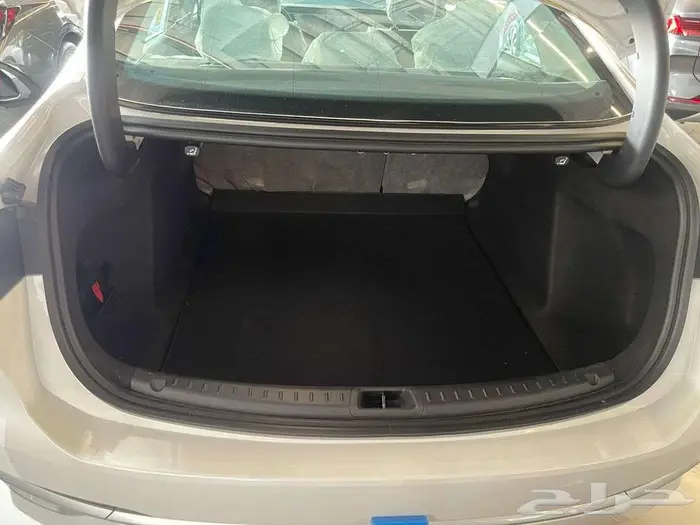 فورد تورس امبينتي 2025 مع صيانة مجاني 17