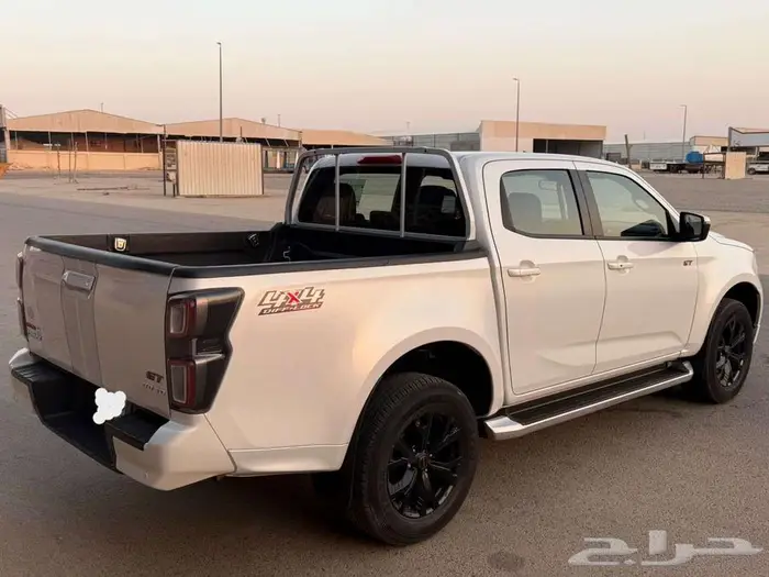 ايسوزو غمارتين جي تي GT دبل اوتوماتيك موديل 2024 6