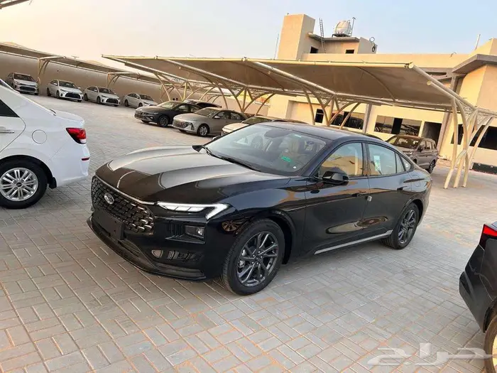 فورد تورس امبيانتي ستاندر 2026 1