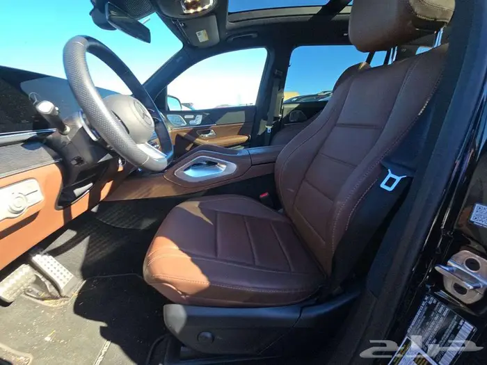 مرسيدس GLS450 2025 كراسي متصله عرض فاخر 9