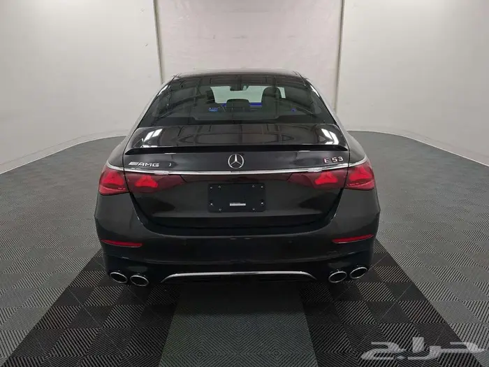 مرسيدس 2025 E53 AMG كاملة المواصفات شبه اصفار 4