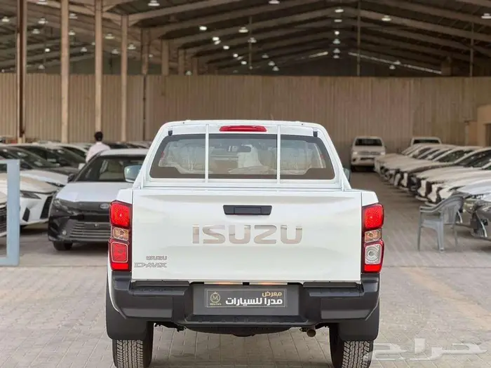 ايسوزو D MAX غمارتين دبل 2026 زجاج كهرباء بريمي كاش واقساط 4