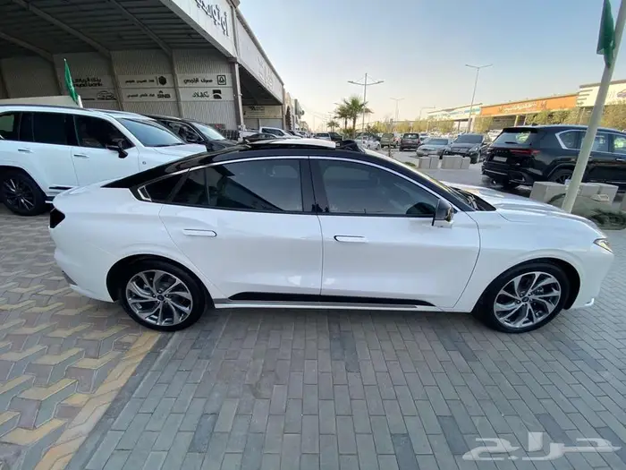 فورد تورس تيتانيوم موديل 2025 عداد 5 الاف كيلو فقط 3