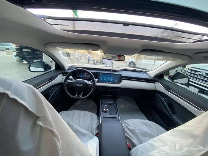 فورد تورس تيتانيوم موديل 2025 عداد 5 الاف كيلو فقط 13