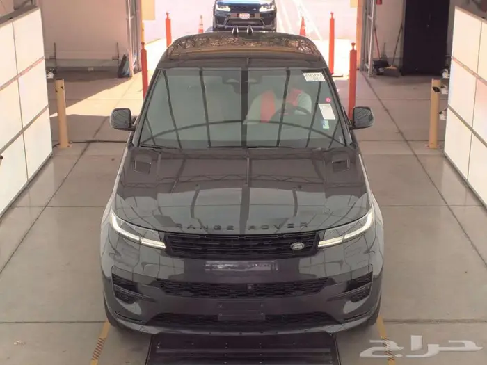 رنج روفر سبورت 2024 ممشى قليل عرض مميز 3