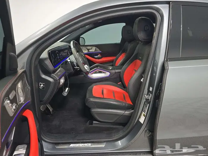 مرسيدس GLE53 2023 سعر مميز نظافة عالية 8