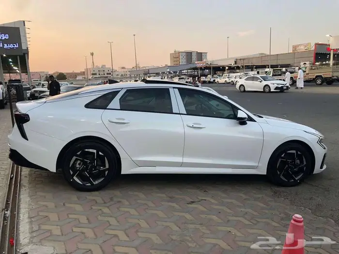 كيا K5 ستاندر مطور فتحة بانوراما 2025 تقسيط وكاش اقل سعر 3