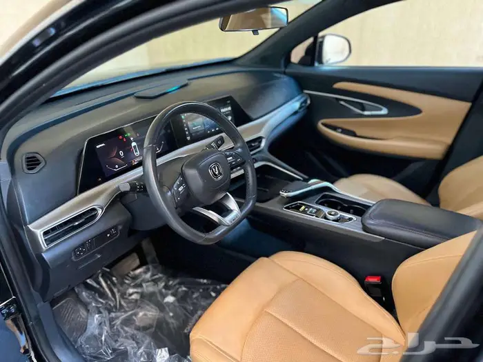 للبيع شنجان يوني تي 2023 بدي ومحركات وكاله 15