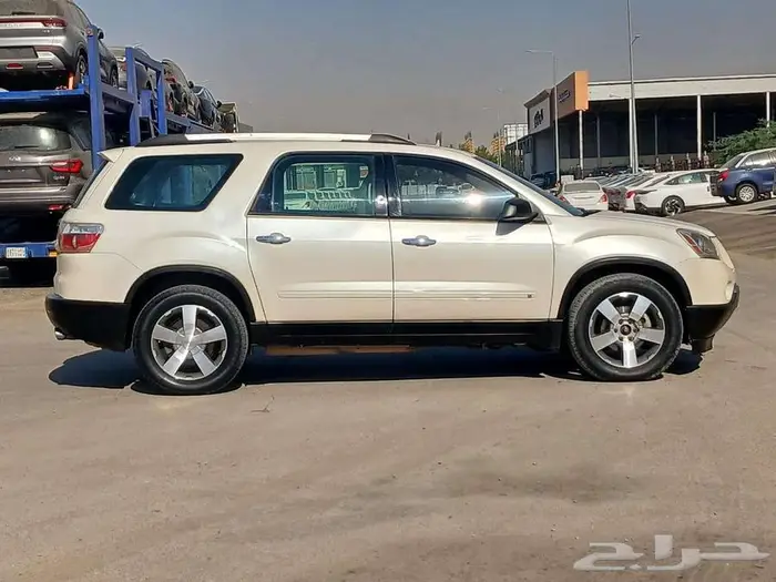 جي إم سي اكاديا 2010 2