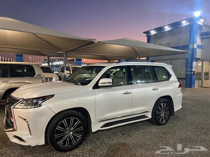 لكزس 2018 بدي مكينه قير بلد بريمي فل كامل 3