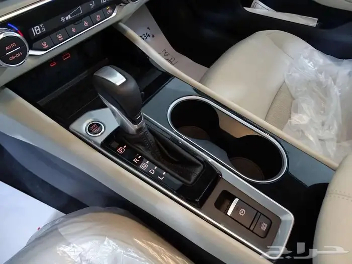 نيسان التيما 2.5 ستاندر 2025 14