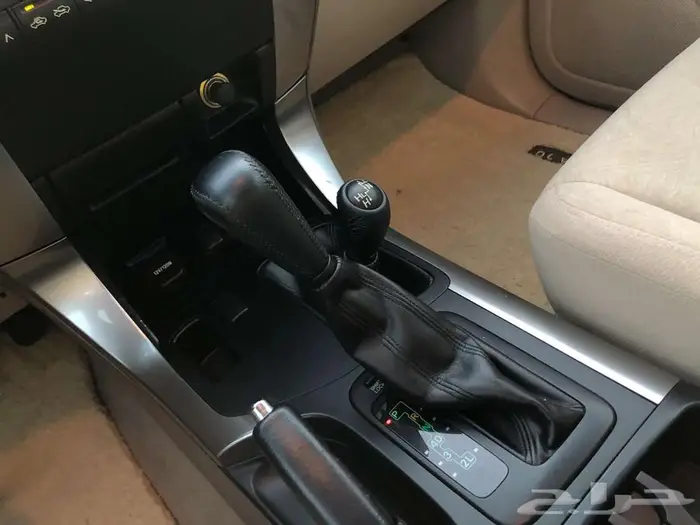 برادو 2008 سعودي VX فل كامل 6 سلندر بنزين مالك اول مخزن 19