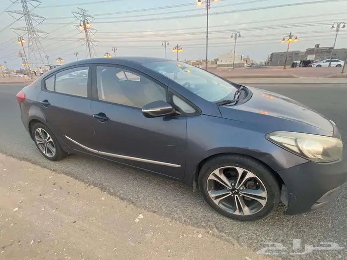 سيارة كيا سيراتو 2015 3