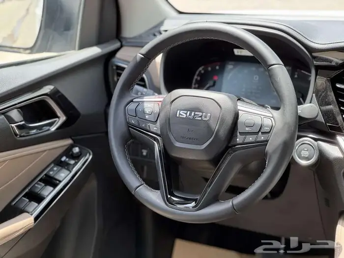 جيب ايسوزو إم يو اكس - Mux 2025- فل كامل ( كاش - تقسيط ) . 11