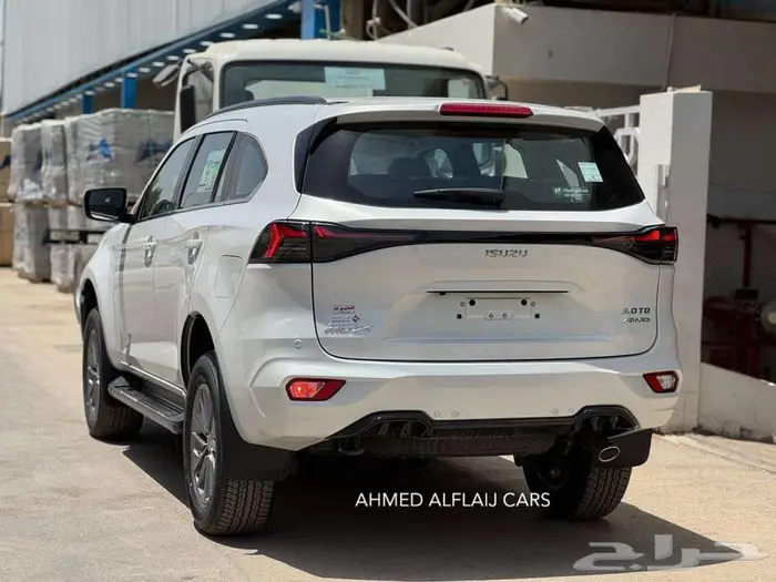 جيب ايسوزو إم يو اكس - Mux 2025- فل كامل ( كاش - تقسيط ) . 6